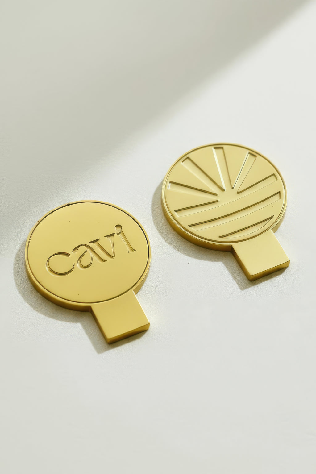 CAVI's Caviar Tin Opener